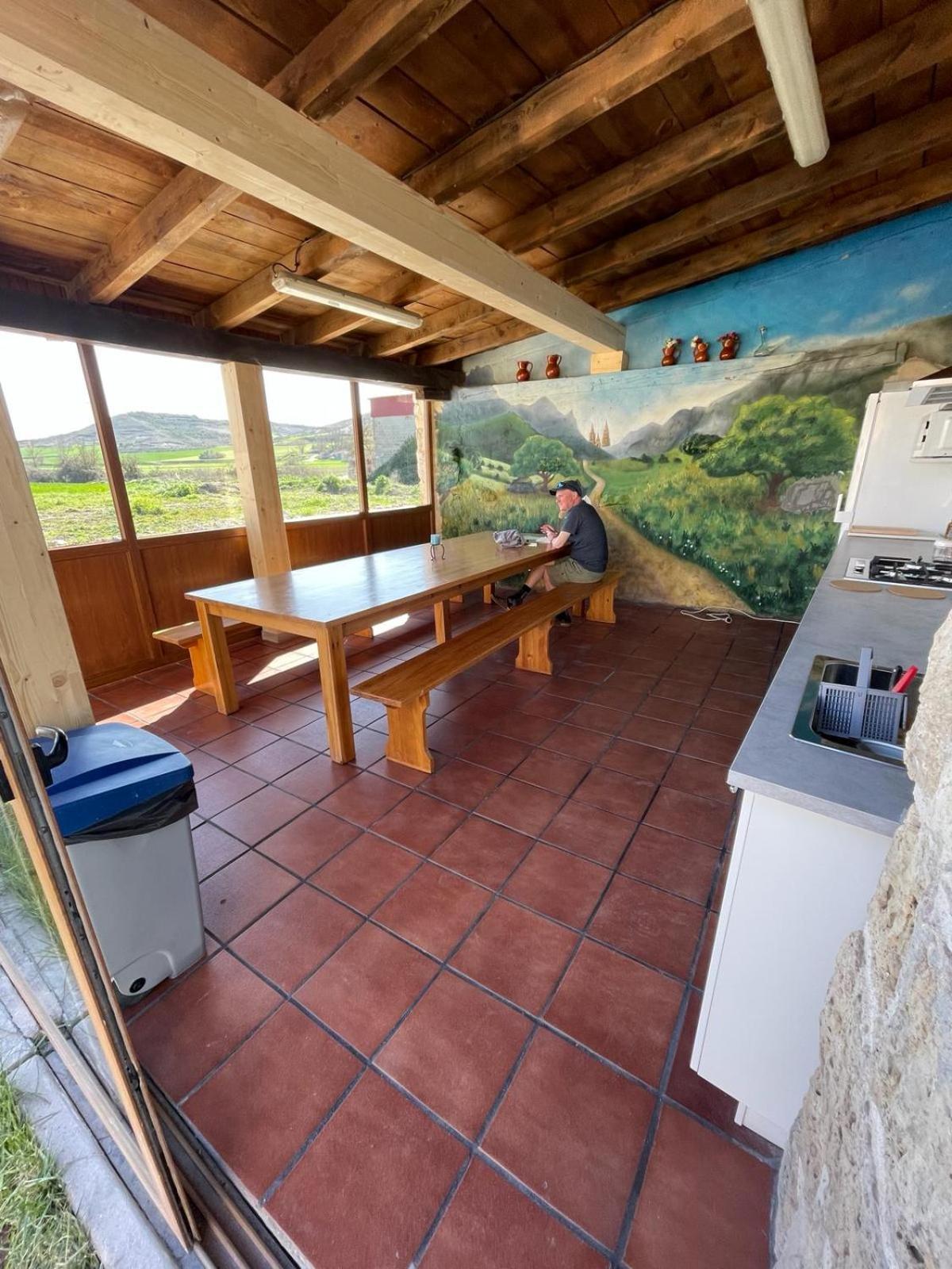 Albergue El Alfar/Pilgrim Hostel Hornillos del Camino Zewnętrze zdjęcie