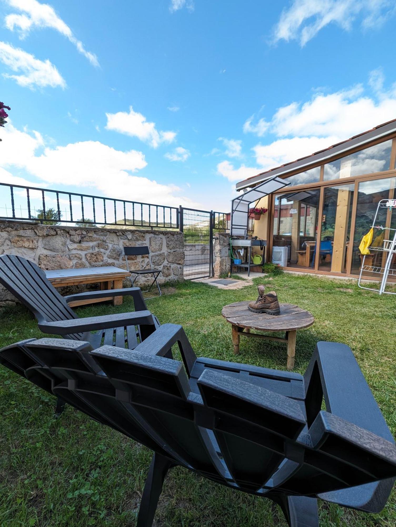 Albergue El Alfar/Pilgrim Hostel Hornillos del Camino Zewnętrze zdjęcie
