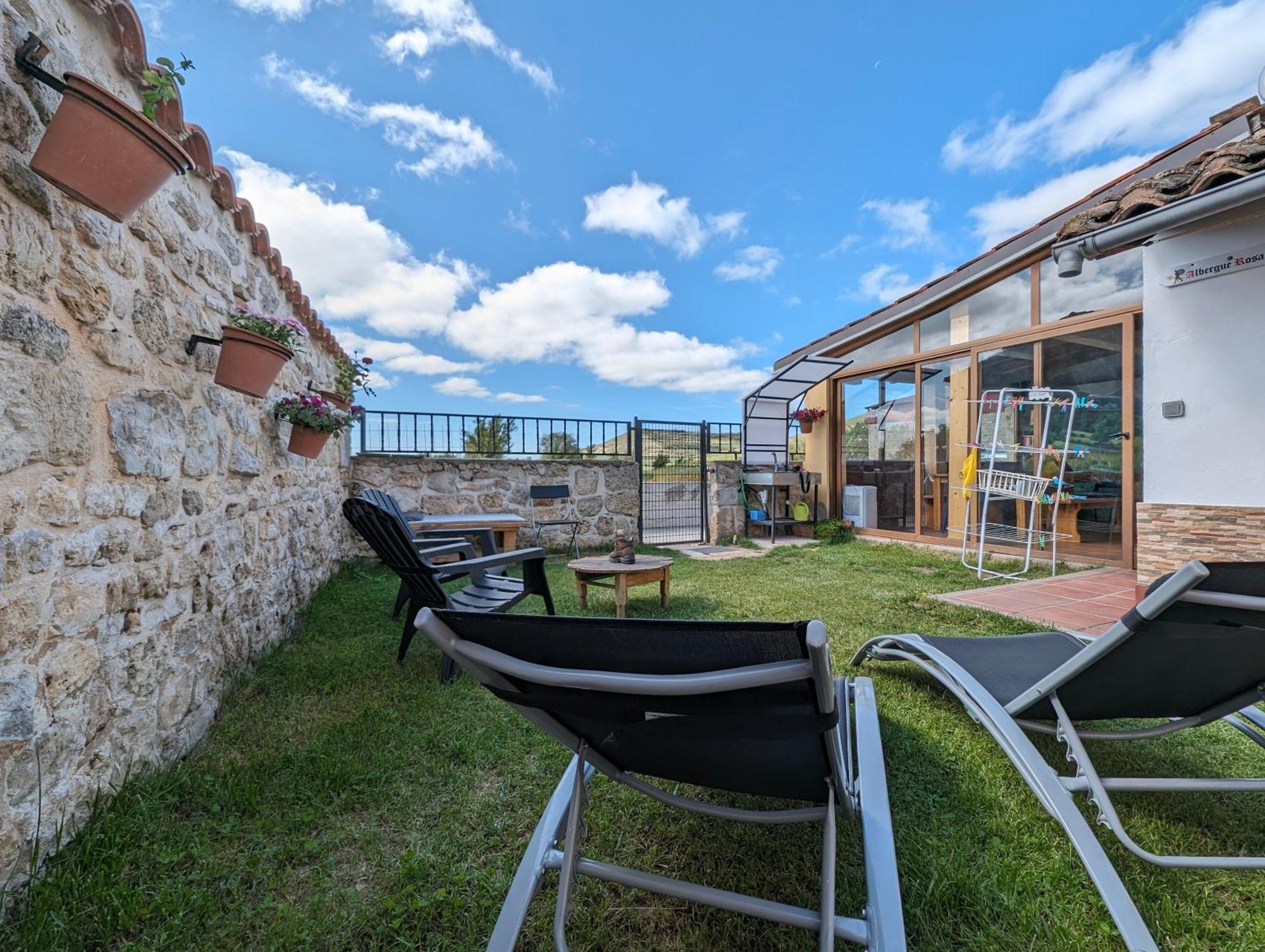 Albergue El Alfar/Pilgrim Hostel Hornillos del Camino Zewnętrze zdjęcie