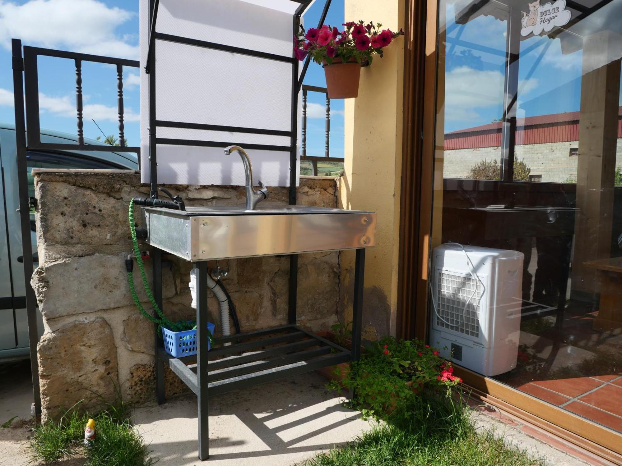Albergue El Alfar/Pilgrim Hostel Hornillos del Camino Zewnętrze zdjęcie