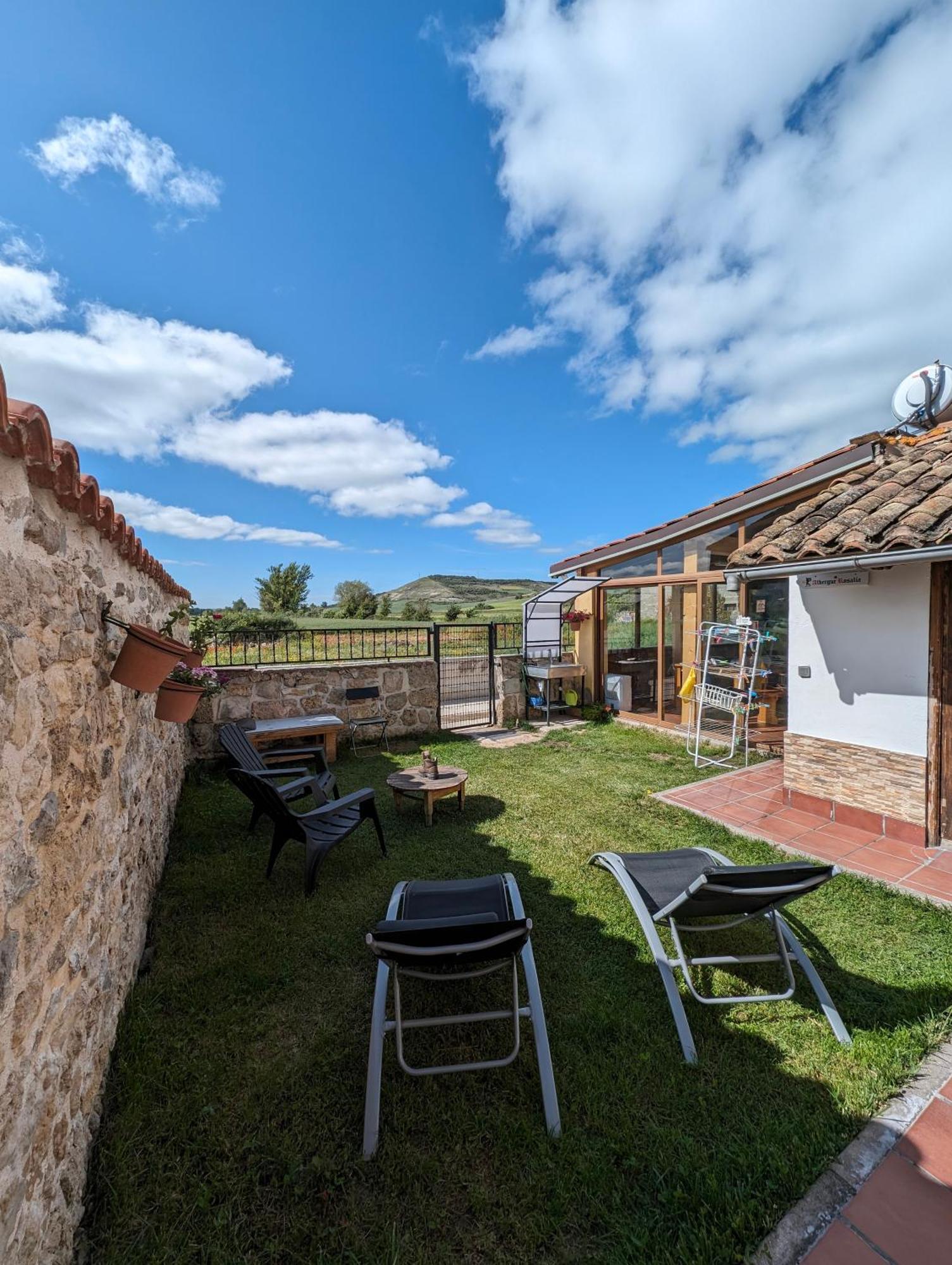 Albergue El Alfar/Pilgrim Hostel Hornillos del Camino Zewnętrze zdjęcie